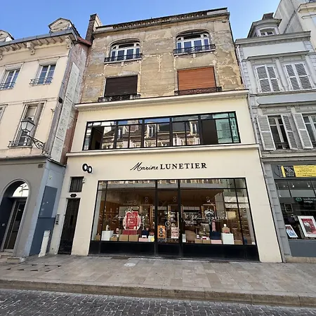 Le Roma Au Coeur Du Bouchon *