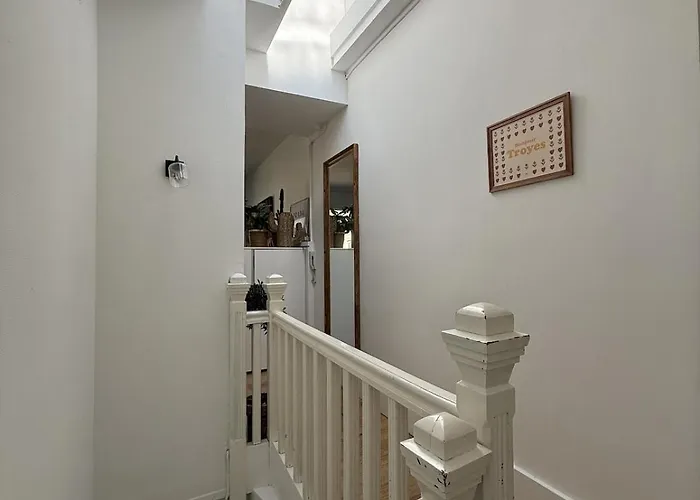 Le Roma Au Coeur Du Bouchon Apartman *